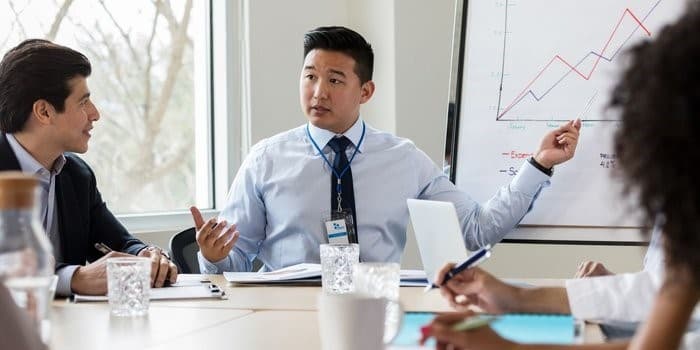 Tech Integration: IT-Beratung für reibungslosen Betrieb
