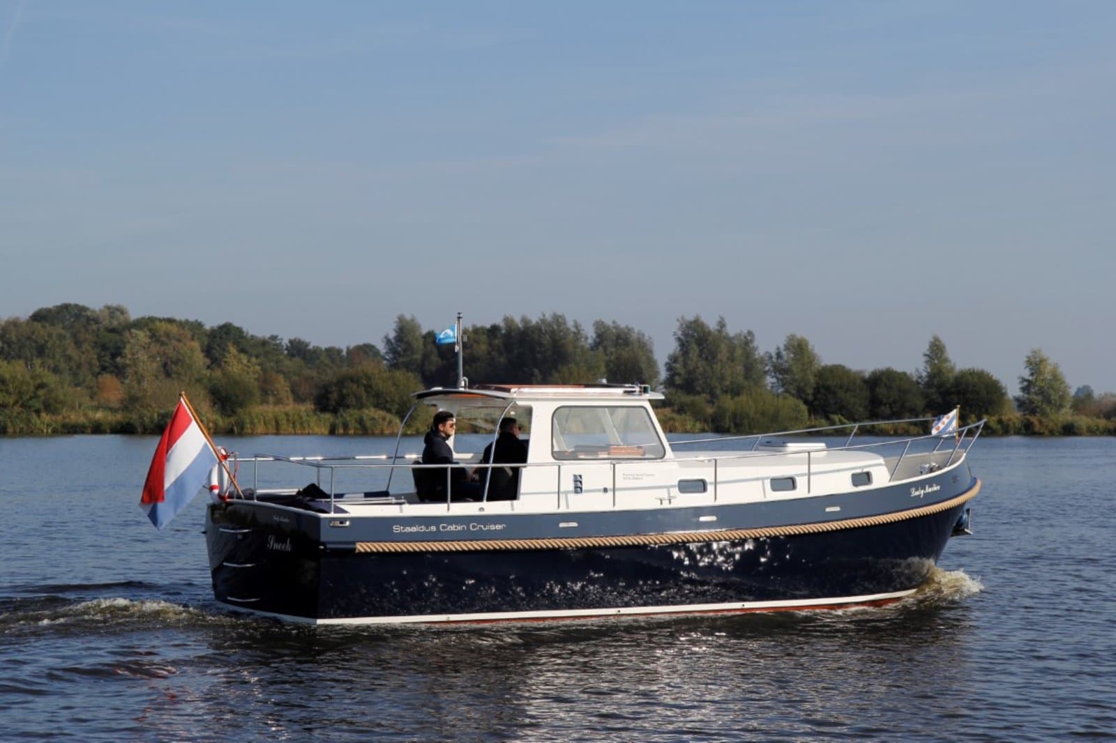 Boot Mieten und den Zauber des Ozeans erleben