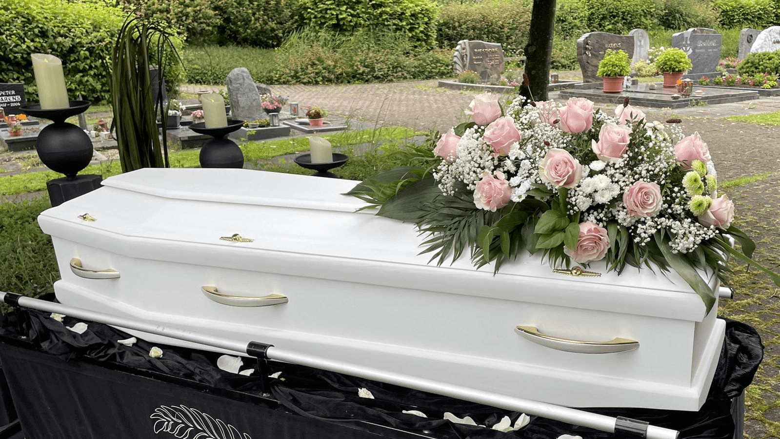 Wie Bestattungen für eine friedliche Verabschiedung sorgen