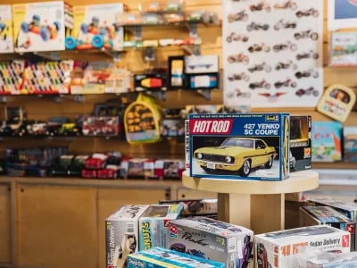 Modellauto Shop mit großer Auswahl: Oldtimer, Nutzfahrzeuge & Rennlegenden bei Modellstall