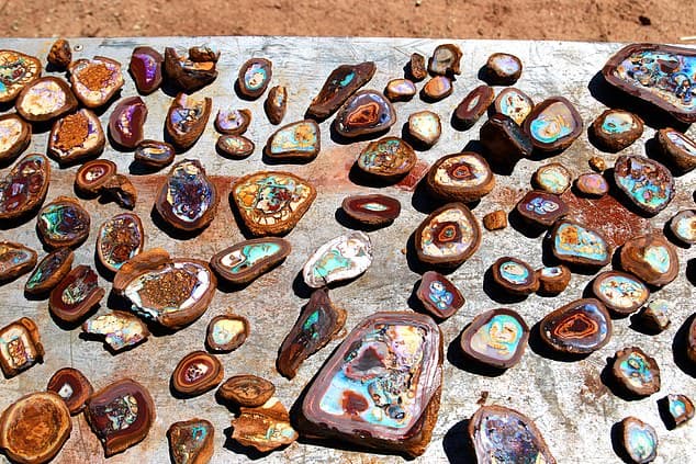 Informationen zu Opalschmuck