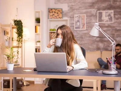 Nebenbei Geld verdienen durch den Verkauf von Produkten online