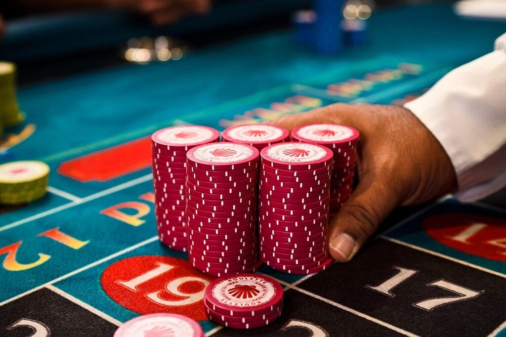 Dealing with Online Betting Burnout: Recognizing Signs and Taking Breaks for Mental Refreshment at 8Xbet