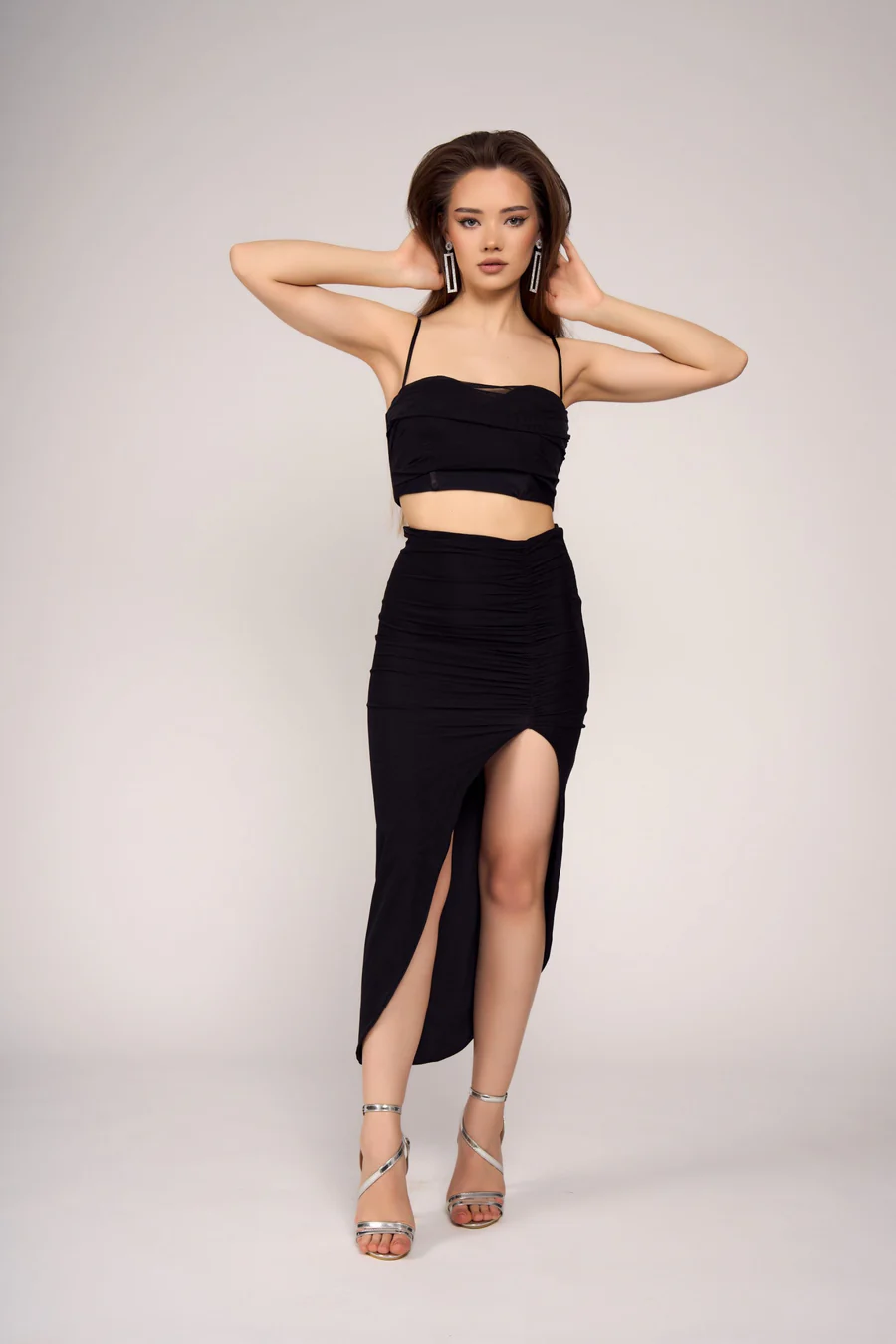 Schwarzes Maxikleid: Das Must-Have für Ihren Glamourösen Abend