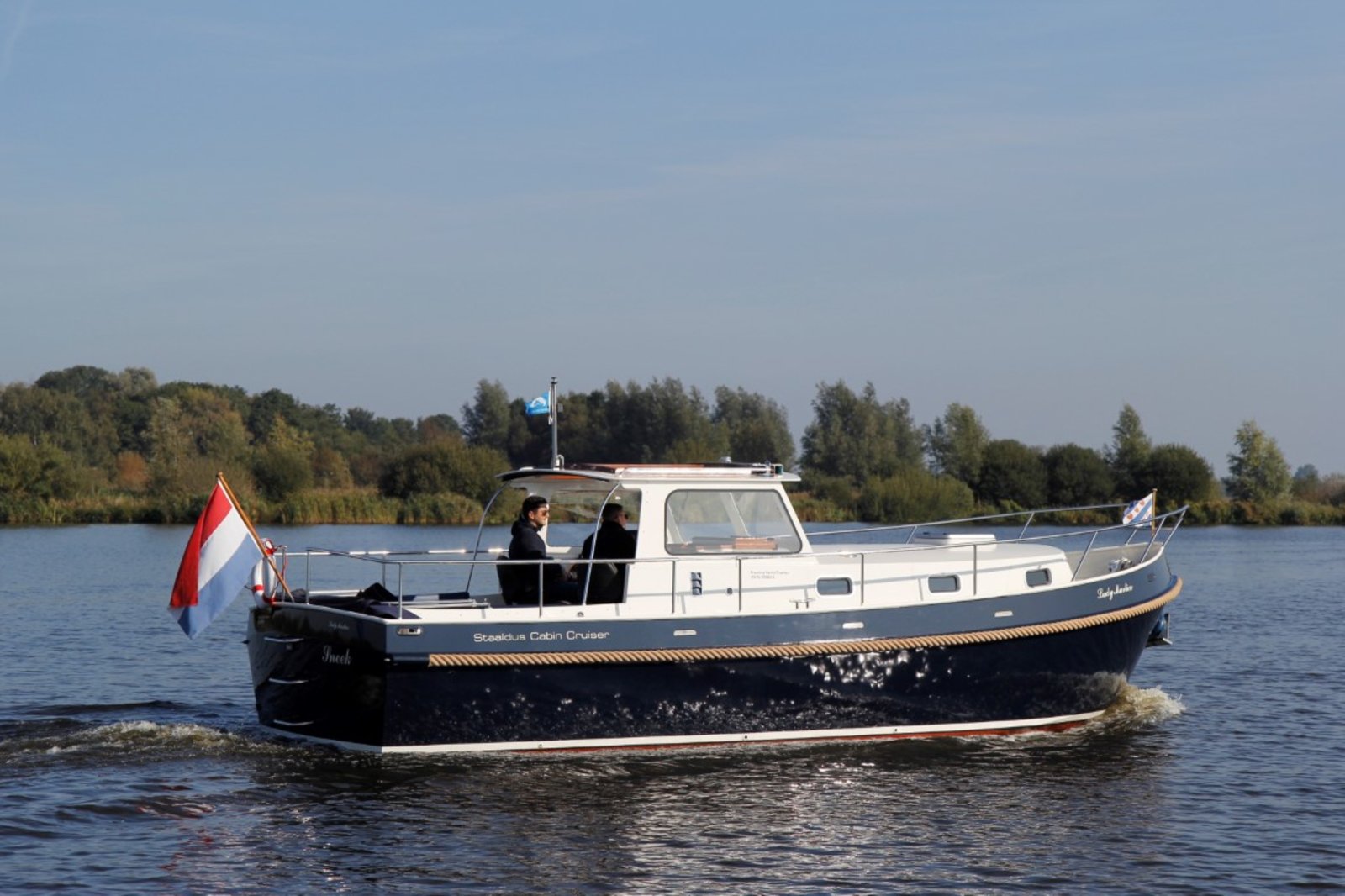 Boot Mieten und den Zauber des Ozeans erleben